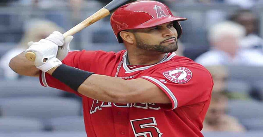 Albert Pujols decide jugar por primera vez en la liga dominicana