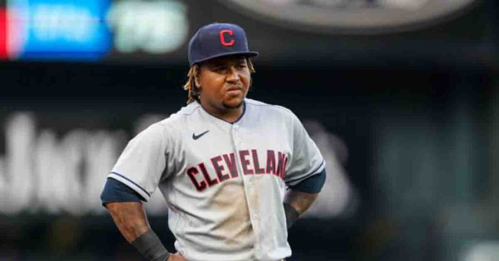 Una Ganga, los Indios de Cleveland firman al dominicano José Ramírez