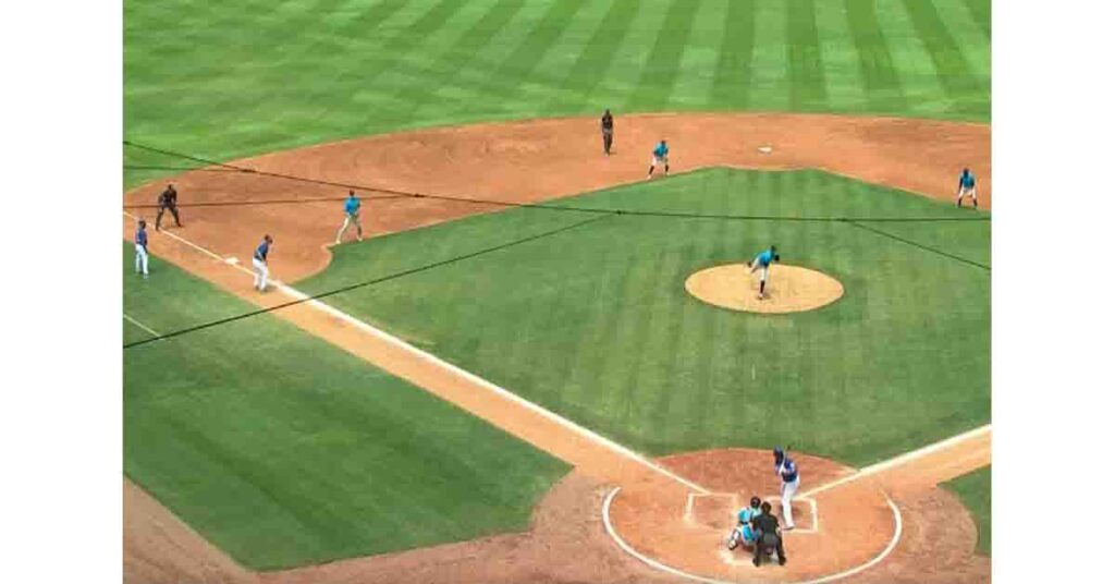 Robinson Cano se vuelve loco y le entra a palo a los Marlin llego encendido al campo de juego (VIDEO)