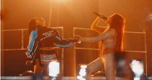 BECKY Y KAROL1