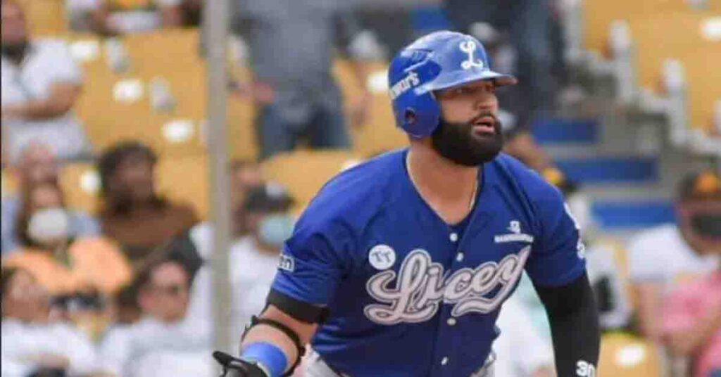 El jardinero Nomar Mazara se reporta con los Tigres del Licey