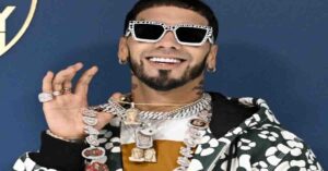 anuel aa10