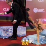 Mira la caída de  Karen Yapoort en plena alfombra de los Premios Soberanos 2024.