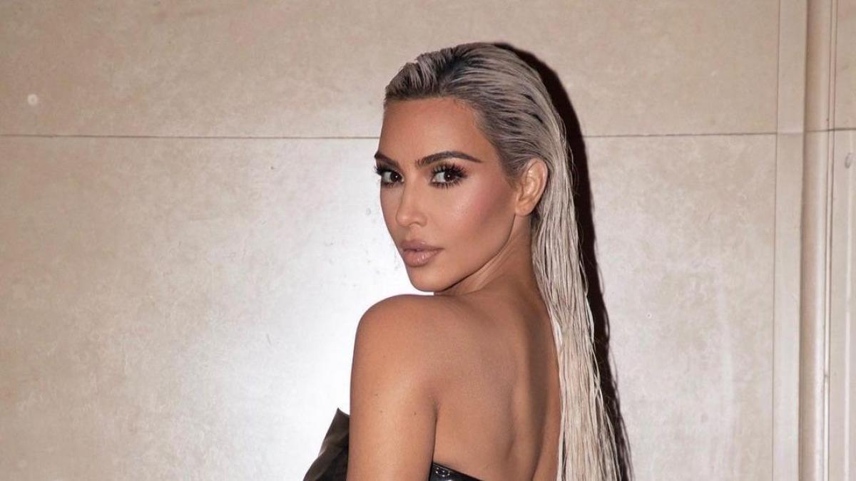 Kim Kardashian embobó a sus seguidores con esta vestimenta (+DETALLES)