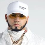 Anuel AA enfrenta la partida física de un ser querido