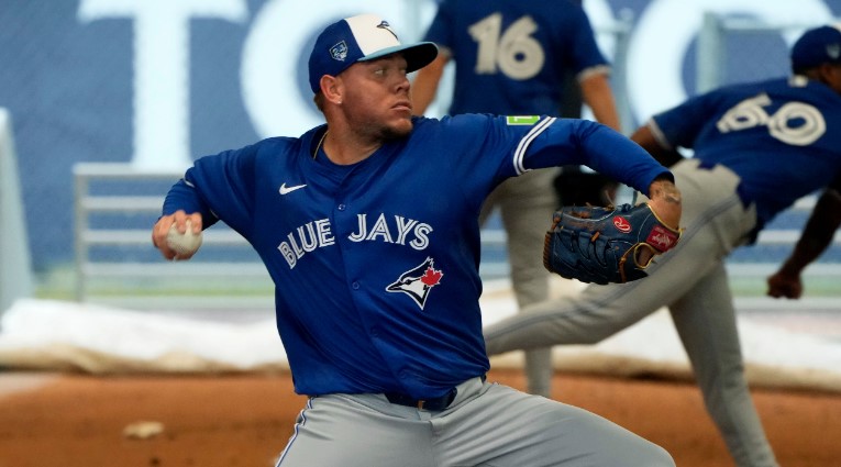 Resumen del debut de Yariel Rodríguez con los Azulejos de Toronto en el Spring Training