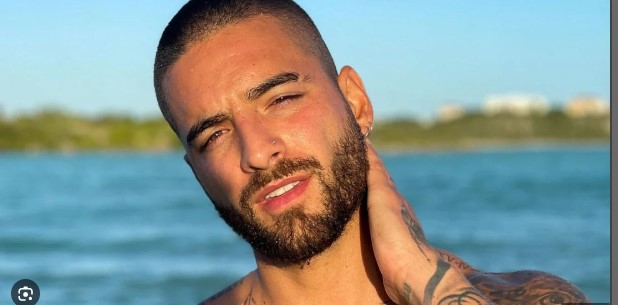 “Siempre que la escucha patea”: esta es la canción que Maluma le canta todos los días a su hija Paris a pocos meses de su nacimiento