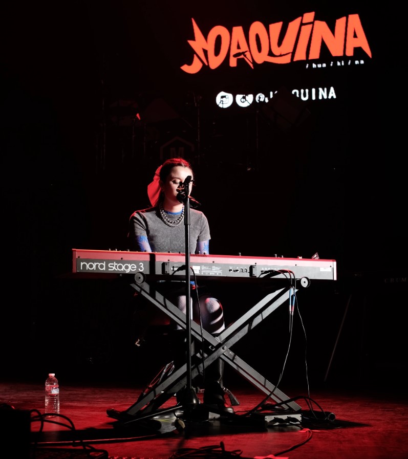 JOAQUINA DESLUMBRA EL YOUTUBE THEATRE DE LOS ÁNGELES DURANTE SU ACTUACIÓN EN EL ÚLTIMO SHOW DE LA GIRA ‘SI AYER FUERA HOY’ DE MORAT