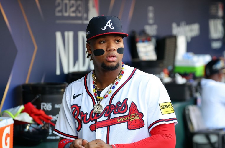 Debut de Ronald Acuña Jr. en 2024 es pospuesto