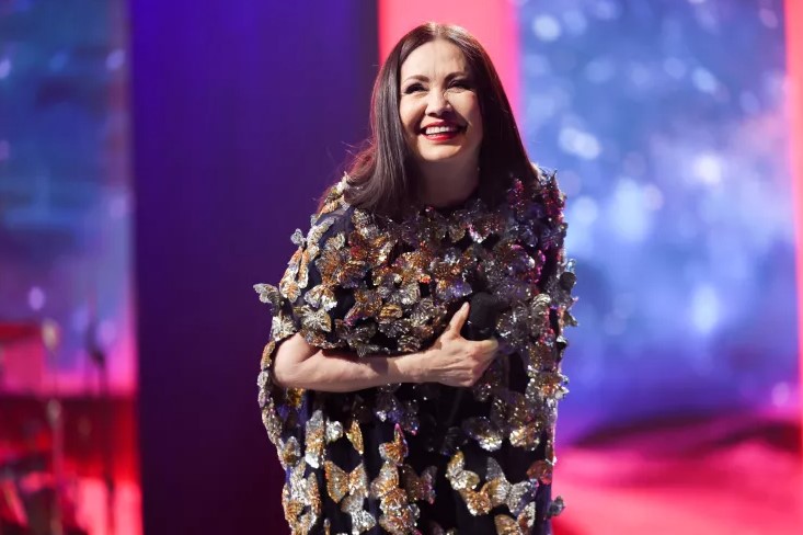 Ana Gabriel sufre problema de salud en pleno escenario