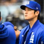 Shohei Ohtani sorprende al comenzar a lanzar con el brazo izquierdo