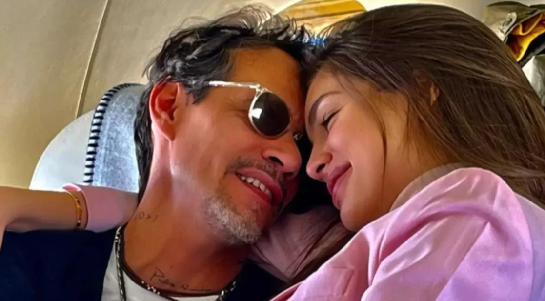 Hijo de Marc Anthony y Nadia Ferreira se va de pachanga y las imágenes despiertan ternura