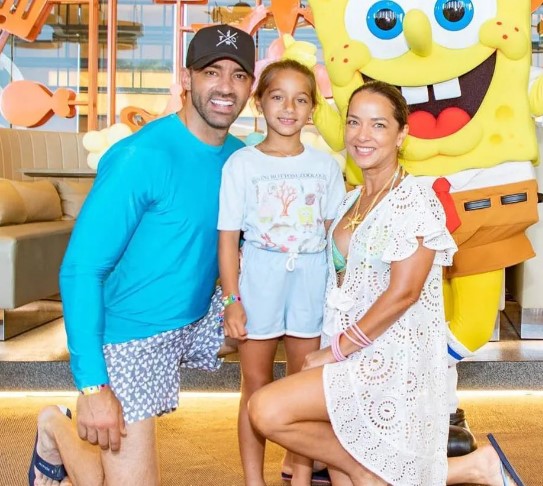 Adamari Lopez y Toni Costa celebraron juntos en Miami el Cumpleaños de su hija Alaia!