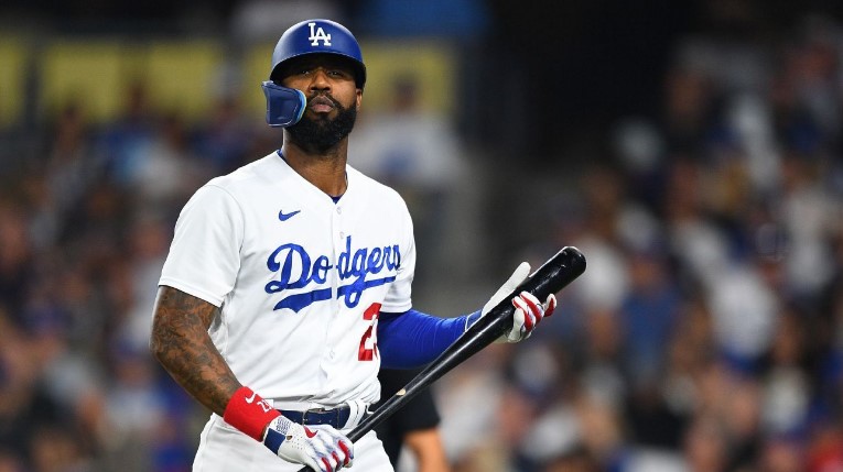 Esperanza retrasada: Dodgers deberán aguardar más para la recuperación de uno de sus veteranos