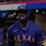 Adolis dio uno de los 3 HR que ayudaron a Rangers a frenar escobas de Bravos