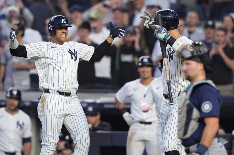 Juan Soto comienza a escuchar cánticos de MVP entre los seguidores de los Yankees