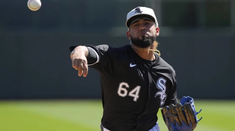 Deivi García Supera Waivers y Será Asignado a las Ligas Menores de los White Sox