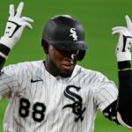 Los Yankees podrían estar considerando una oferta a los Medias Blancas de Chicago por Luis Robert Jr.