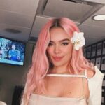 Karol G revela que su comida favorita fue la que probo en Rep.Dom llamada los 3 golpes.