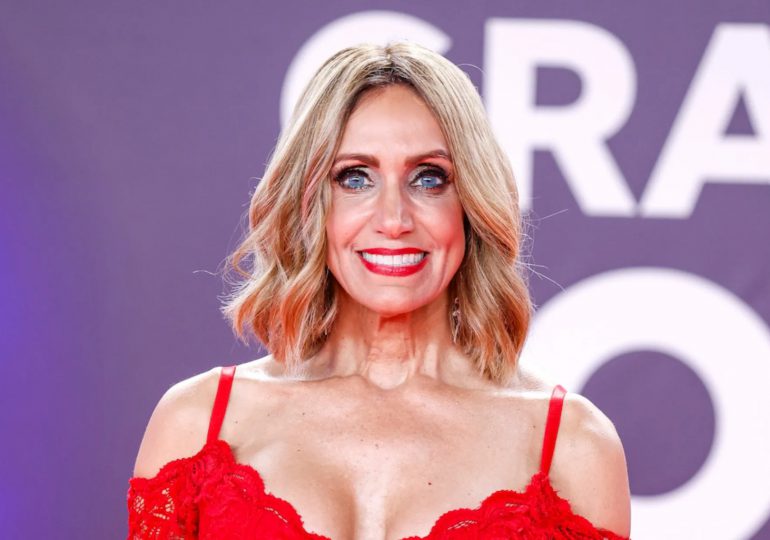 Lili Estefan anuncia su viaje a la República Dominicana: “¡Con sueño pero con ganas de fiestar!”