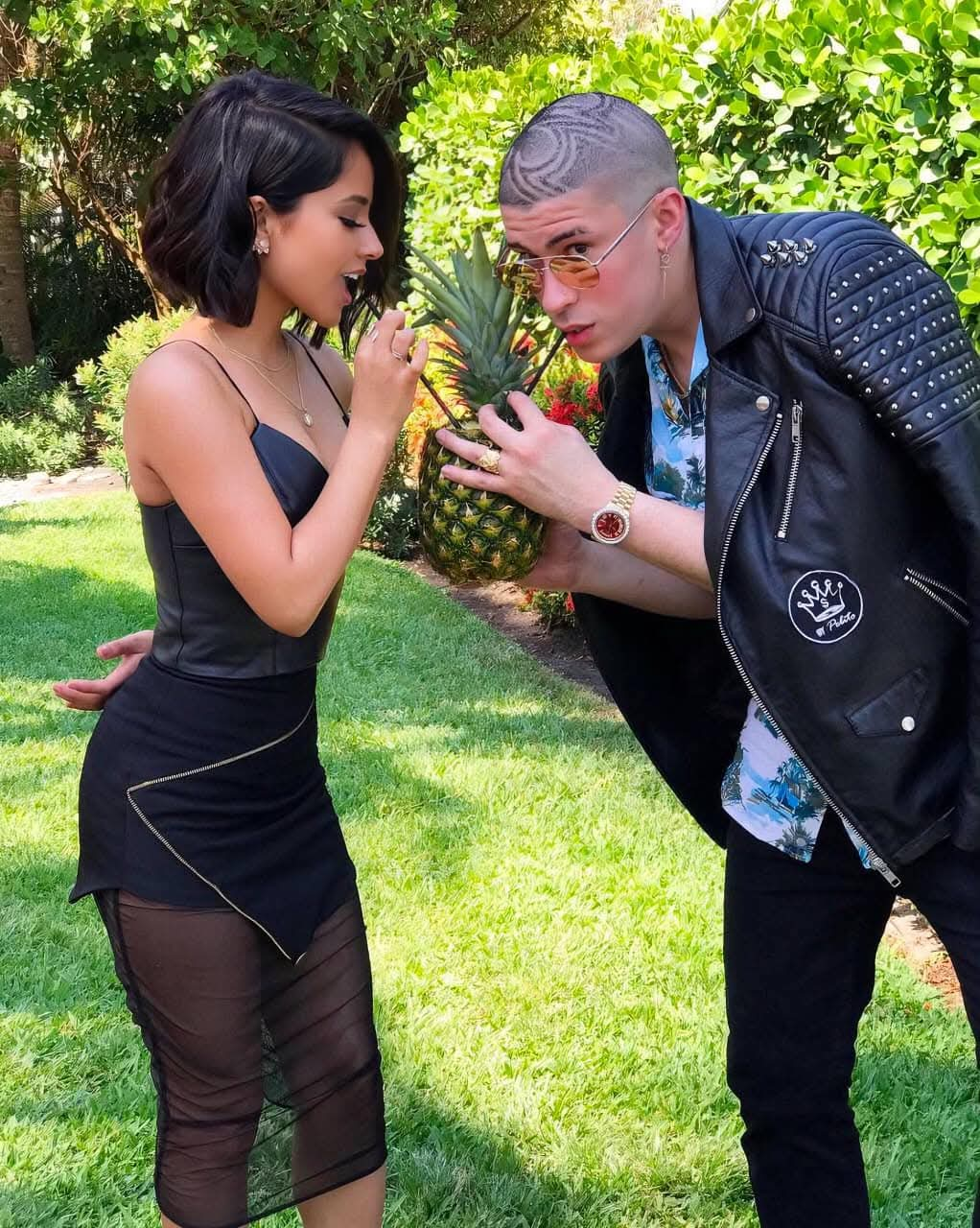 Becky G y Bad Bunny 😍 Más Detalles de becky en el Pr1mer C0m3ntario Al hablar de Su p3l3a con Thalía